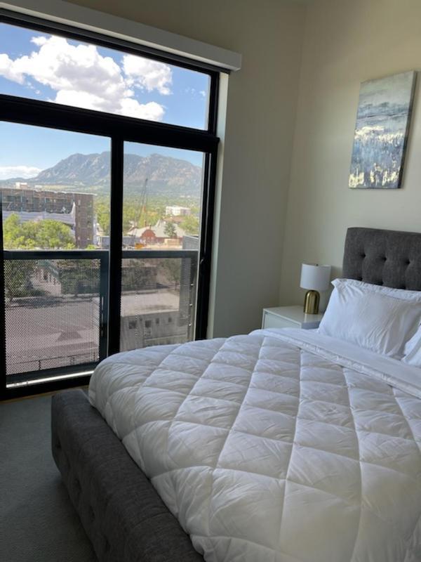 Colorado Springs Luxurious Unit With Mountain Viewアパートメント エクステリア 写真